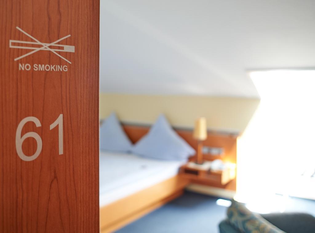 Hotel Muenster Emmelshausen Δωμάτιο φωτογραφία